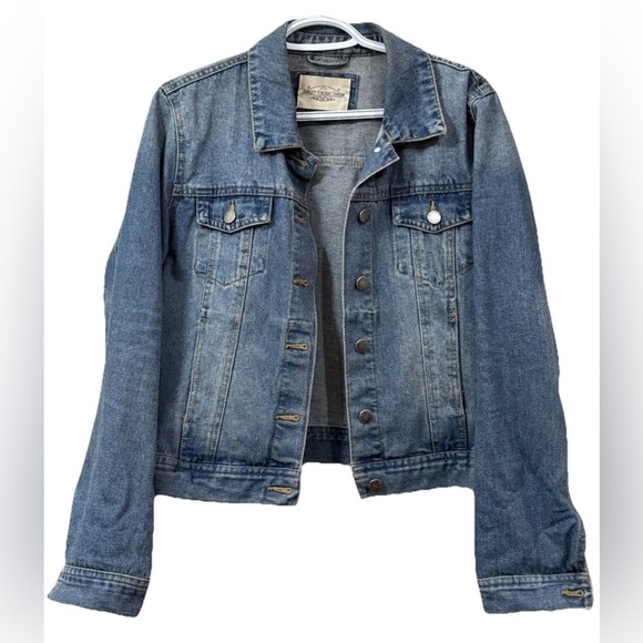 Blue Cropped Jean Jacket with Contrast Stitching - Picture 1 of 5